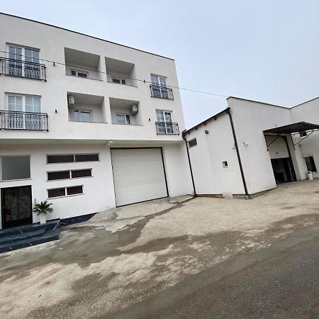 White Apartments Kosovo Polje المظهر الخارجي الصورة