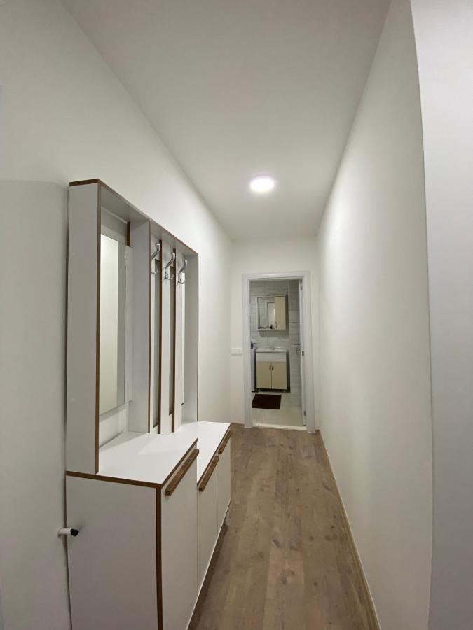 White Apartments Kosovo Polje المظهر الخارجي الصورة