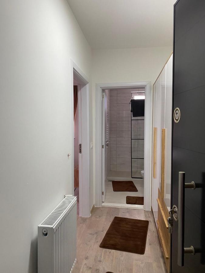 White Apartments Kosovo Polje المظهر الخارجي الصورة